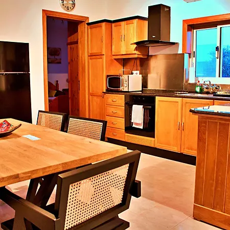 Grove Vendégház 3*