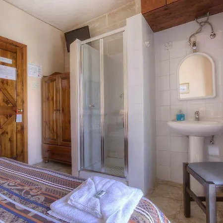 Grove Pensjonat 3*