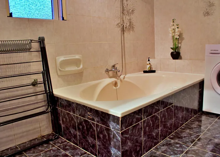 Гостевой дом Grove Сент Джулианс